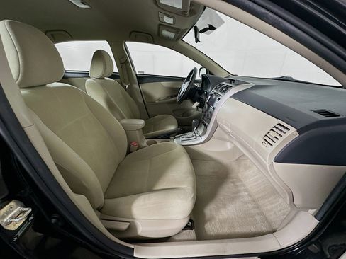 Used 2013 Toyota Corolla LE image 27