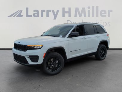 New 2025 Jeep Grand Cherokee Altitude
