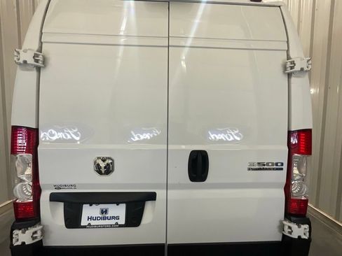 Used 2024 RAM ProMaster 3500 w/ Premium Convenience Group FWD image 23