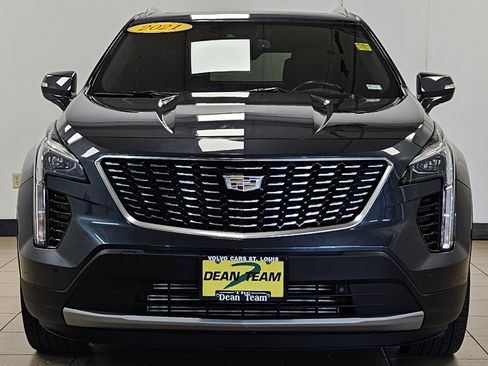 Used 2021 Cadillac XT4 Premium Luxury w/ Cold Weather Package image 6