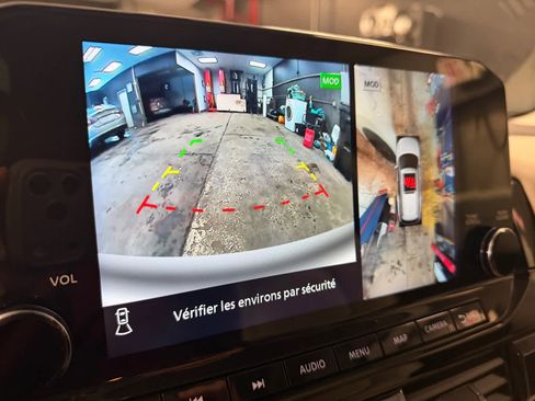 Used 2022 Nissan Pathfinder SL image 20