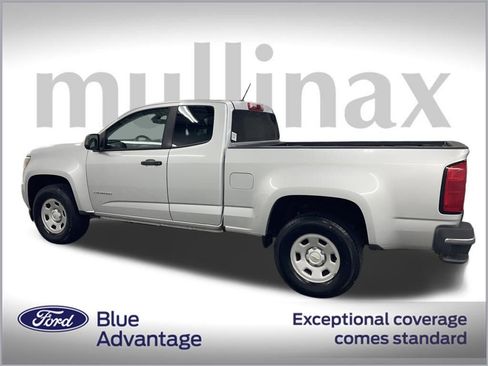 Used 2018 Chevrolet Colorado W/T image 11