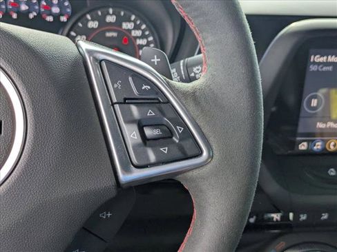 Used 2021 Chevrolet Camaro ZL1 RWD image 12