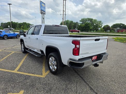 Used 2021 Chevrolet Silverado 2500 LTZ AWD/4WD image 3