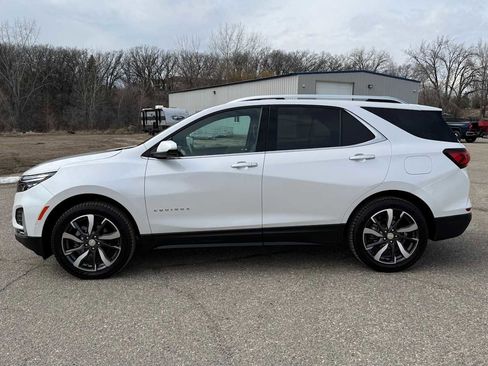 Used 2023 Chevrolet Equinox Premier image 6
