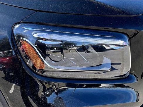 New 2025 Mercedes-Benz GLB 250 GLB 250 image 16