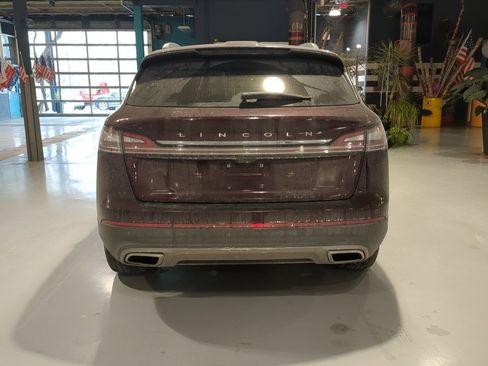 Used 2022 Lincoln Nautilus Reserve w/ Luxury Package image 9