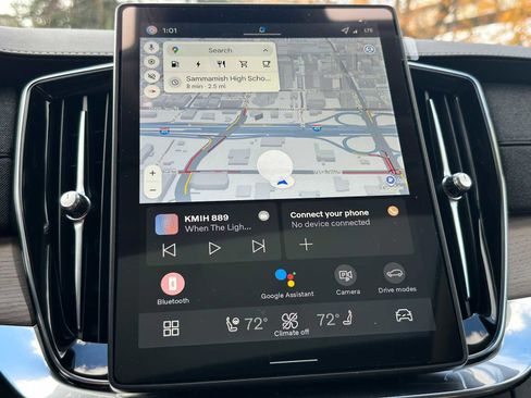 New 2026 Volvo XC90 T8 Plus image 28