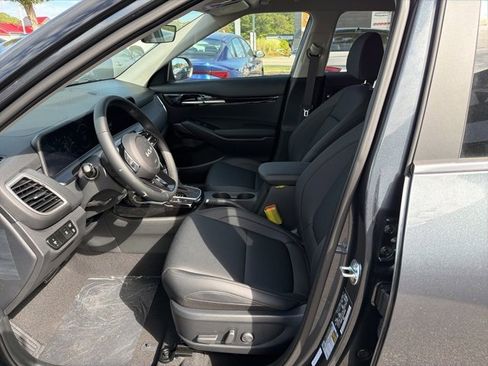 New 2026 Kia Seltos EX image 8