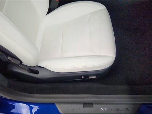 Used 2025 Tesla Model 3 Long Range image 21