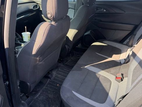 Used 2023 Chevrolet TrailBlazer LT AWD/4WD image 8