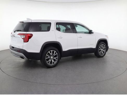 Used 2023 GMC Acadia SLT AWD/4WD image 9