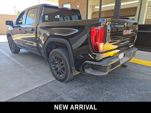 Certified 2022 GMC Sierra 1500 Elevation RWD image 4