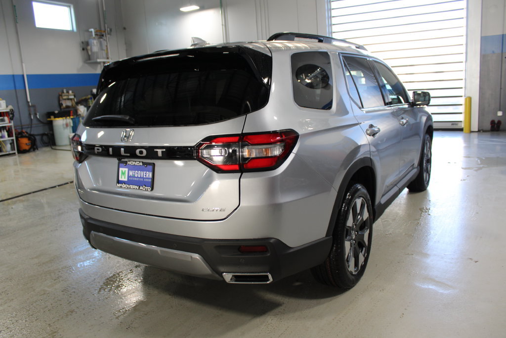 New 2026 Honda Pilot Elite image 13