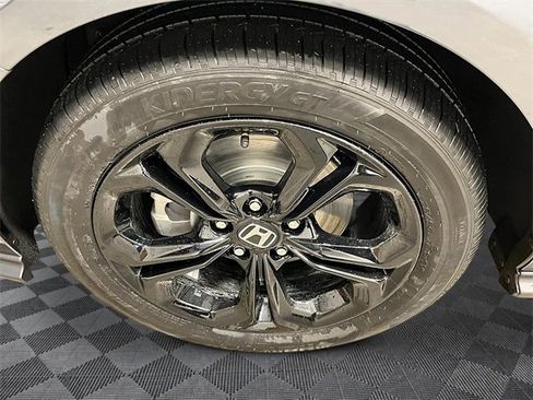 New 2025 Honda Accord SE image 10