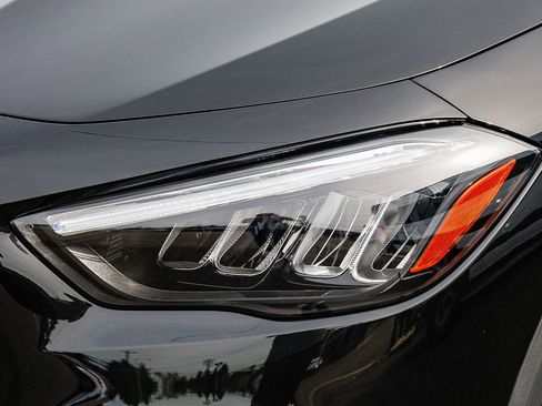 New 2025 Mercedes-Benz GLA 250 image 7