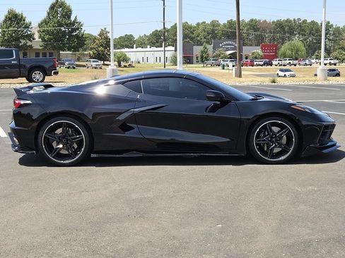 Used 2024 Chevrolet Corvette Stingray Preferred Cpe w/ Z51 Performance Package RWD image 10
