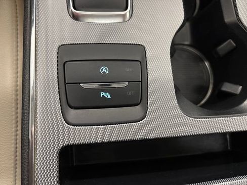 Used 2021 Ford Edge Titanium w/ Class II Trailer Tow Package image 55