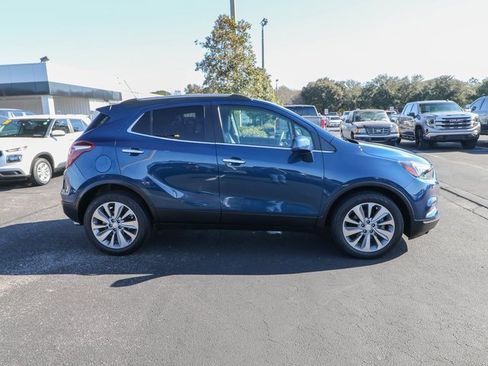Used 2020 Buick Encore Preferred w/ Safety Package image 11