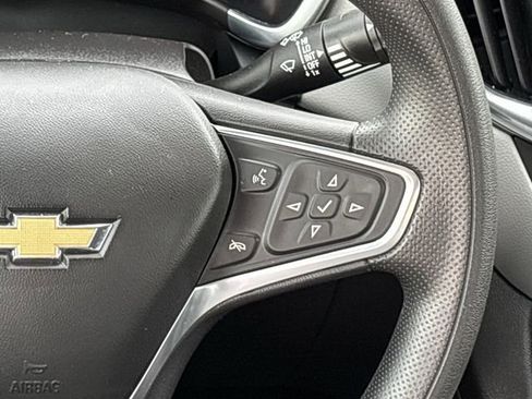 Used 2023 Chevrolet Equinox LS image 14