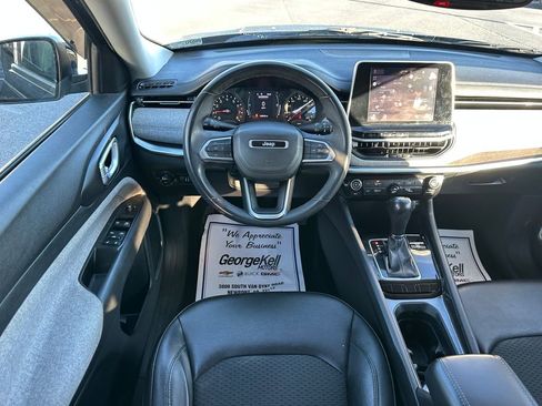 Used 2022 Jeep Compass Latitude image 6