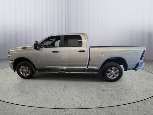 Used 2026 RAM 2500 Big Horn AWD/4WD image 3