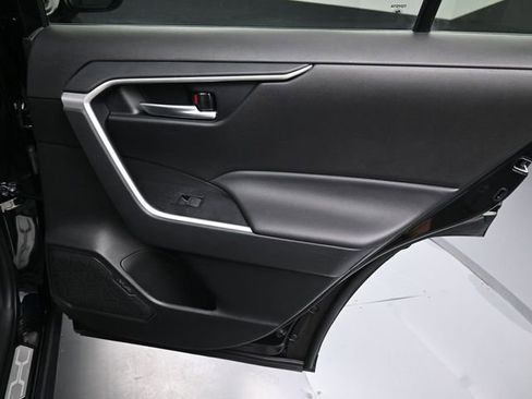 Used 2024 Toyota RAV4 XLE w/ Convenience Package image 33