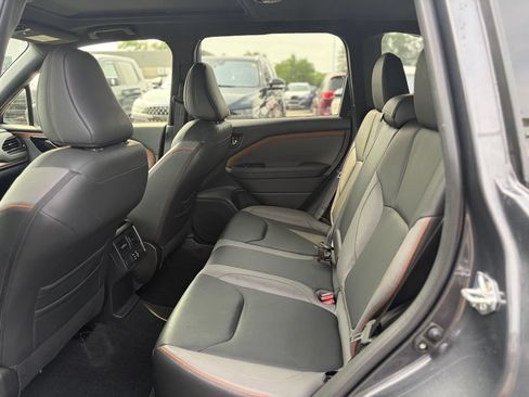 Used 2025 Subaru Forester Sport AWD/4WD image 12