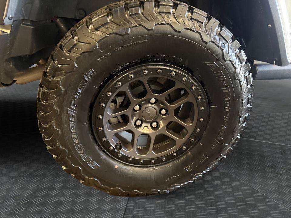 Used 2023 Jeep Wrangler Unlimited Rubicon w/ Xtreme 35 Tire Package AWD/4WD image 27