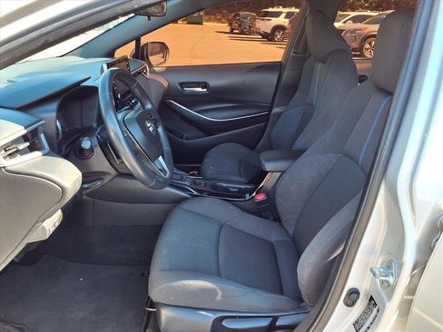 Used 2021 Toyota Corolla SE image 11