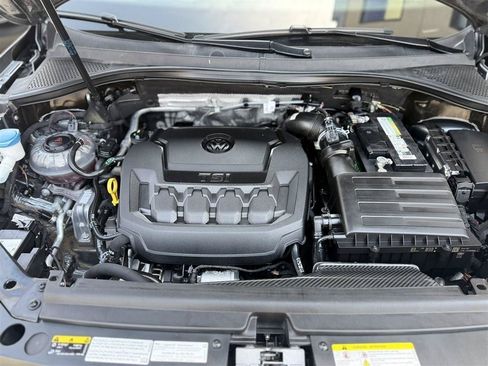 Used 2022 Volkswagen Tiguan SEL R-Line AWD/4WD image 28