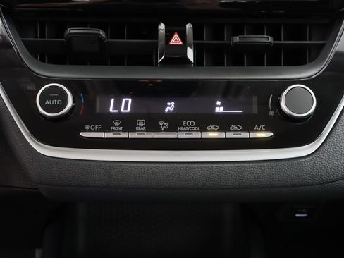 Certified 2024 Toyota Corolla LE FWD image 18