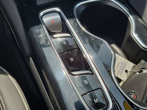 Used 2023 Buick Envision Essence FWD image 30