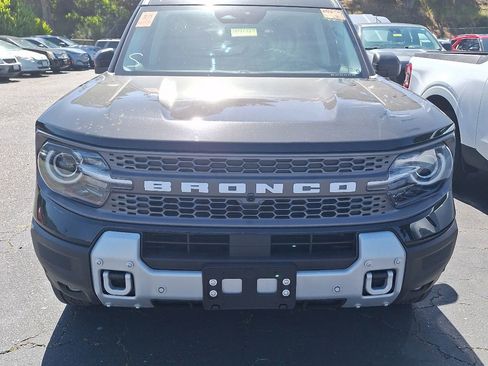 Used 2025 Ford Bronco Sport Badlands image 2