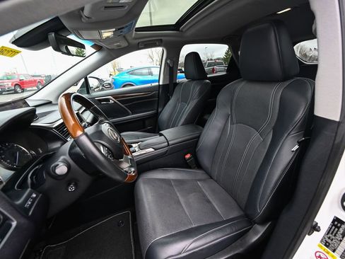 Used 2019 Lexus RX 350 AWD w/ Navigation Package image 19