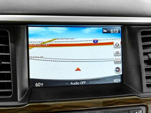 Used 2020 Nissan Pathfinder Platinum AWD/4WD image 18
