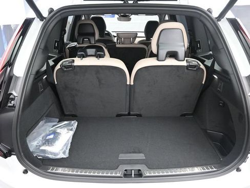 Certified 2026 Volvo XC90 B6 Ultra AWD/4WD image 24
