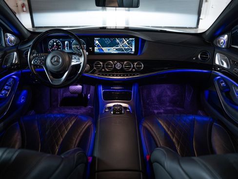 Used 2018 Mercedes-Benz Maybach S 560 4MATIC image 21