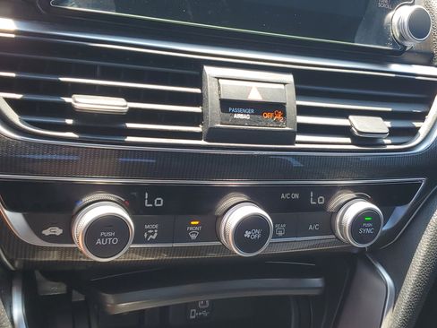 Used 2018 Honda Accord Sport image 25