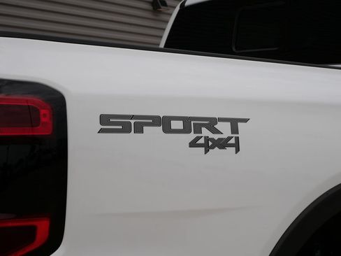 New 2026 Ford Ranger XLT w/ Equipment Group 301A High AWD/4WD image 8