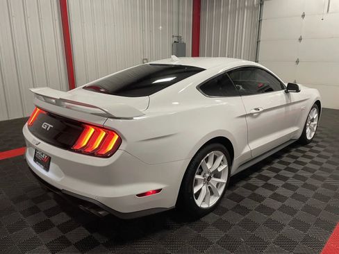 Used 2022 Ford Mustang GT Premium image 4