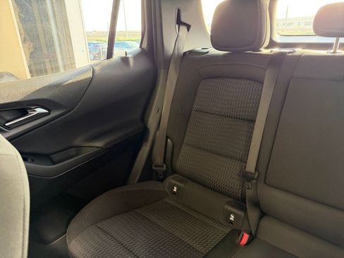 Used 2025 Chevrolet Equinox LT image 38