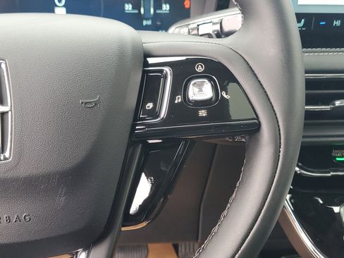 New 2026 Lincoln Corsair Premiere image 18