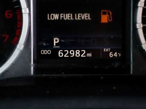 Used 2015 Toyota Tundra SR5 w/ SR5 Upgrade Package image 22