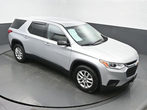 Used 2018 Chevrolet Traverse LS image 46
