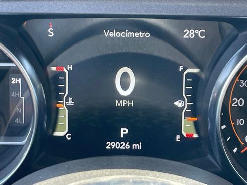 Used 2023 Jeep Gladiator Mojave image 9