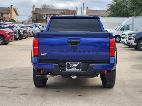 Used 2024 Toyota Tacoma TRD Off-Road image 13