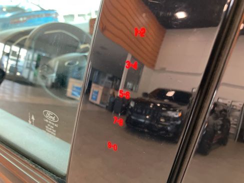 Used 2021 Ford Escape SEL AWD/4WD image 10