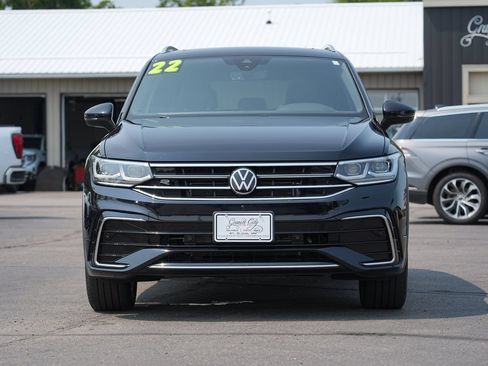 Used 2022 Volkswagen Tiguan SEL R-Line AWD/4WD image 8