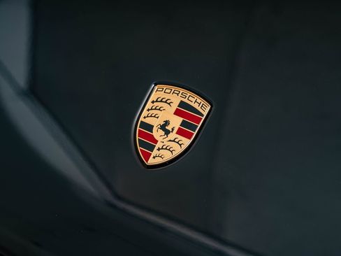 New 2026 Porsche Macan AWD/4WD image 15